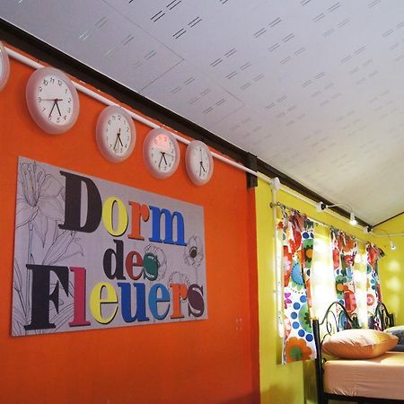 Dorm Des Fleurs Hostel Khao Lak Exteriér fotografie