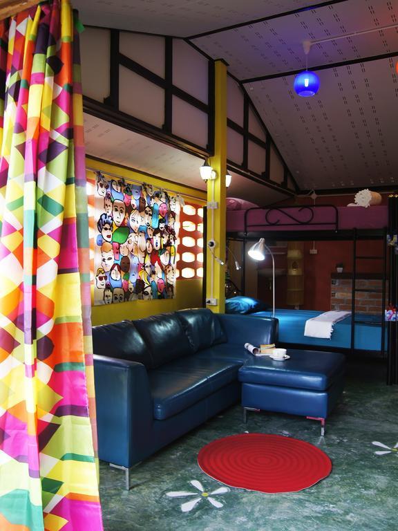 Dorm Des Fleurs Hostel Khao Lak Exteriér fotografie