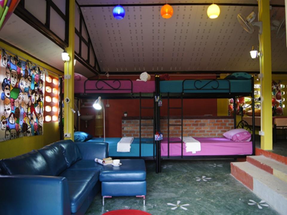 Dorm Des Fleurs Hostel Khao Lak Exteriér fotografie