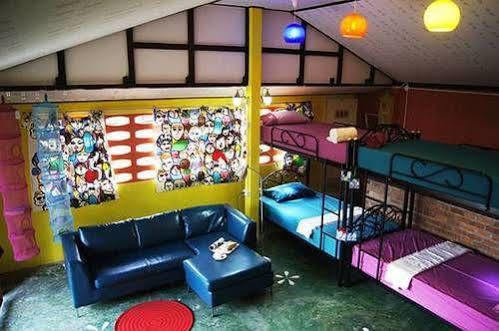 Dorm Des Fleurs Hostel Khao Lak Exteriér fotografie